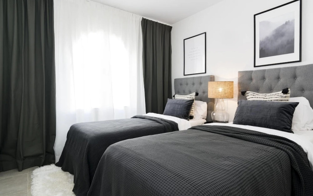 RDM - Stylish Holiday Apart with Ocean Views