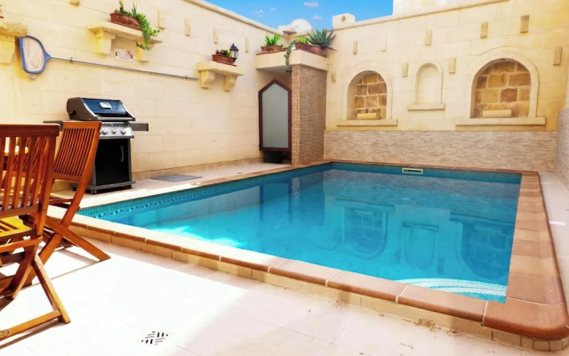 Mixel Gozitan Villa and Pool
