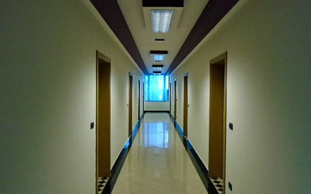 Hotel Holiday