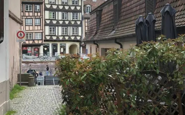 L'Ecluse - Studio Cosy, Calme, Hyper-Centre Strasbourg