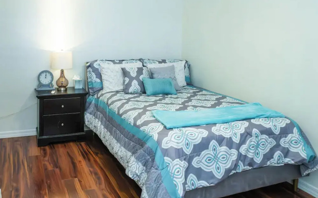 Spacious, Fully Equipped 5BR Home w/ Pool