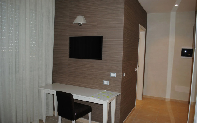 Hotel Fini
