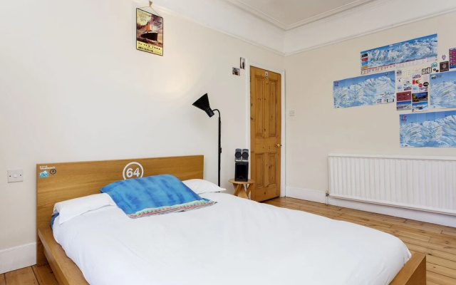 Veeve - Big Oakfield House