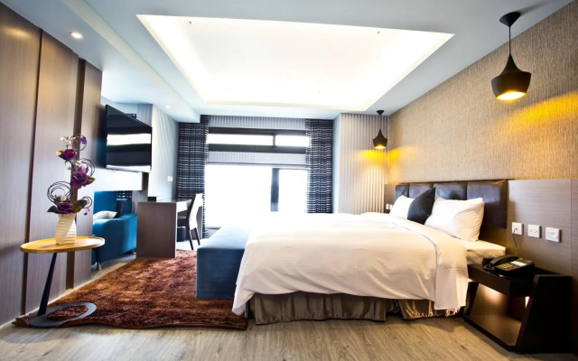 Fine Hotel