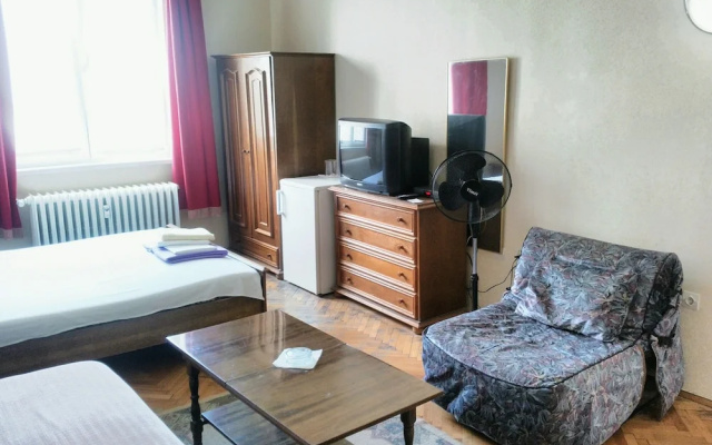 Repos Guest Rooms