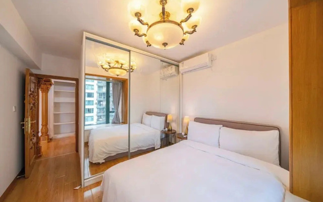 Tyms Xujiahui Premium 2BR APT Metro