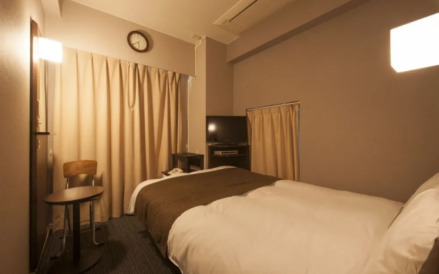 Shinsaibashi ARTY Inn