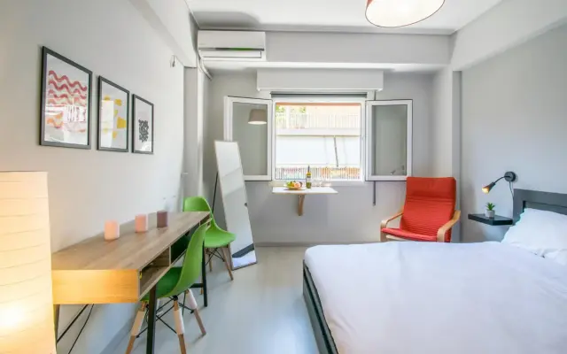 Urban studio in Athens, next to Sygrou- Fix metro