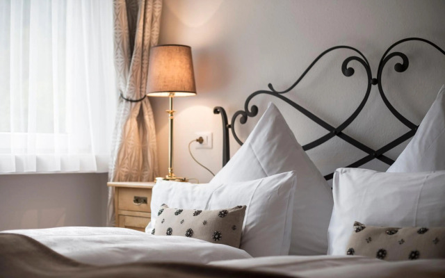Alpstay — Chalet Hotel Hartmann