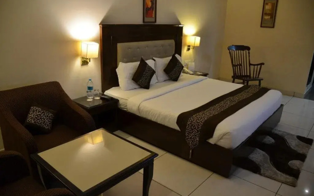 Deventure Hotel