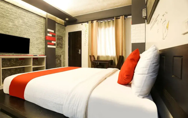 OYO 786 Hotel T-ara