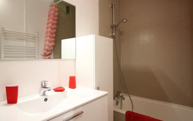 Appartement Mont-Dore, 3 pièces, 8 personnes - FR-1-608-16