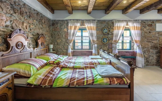 Villa Romantic