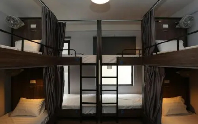 Vietnam Cheers Hostel