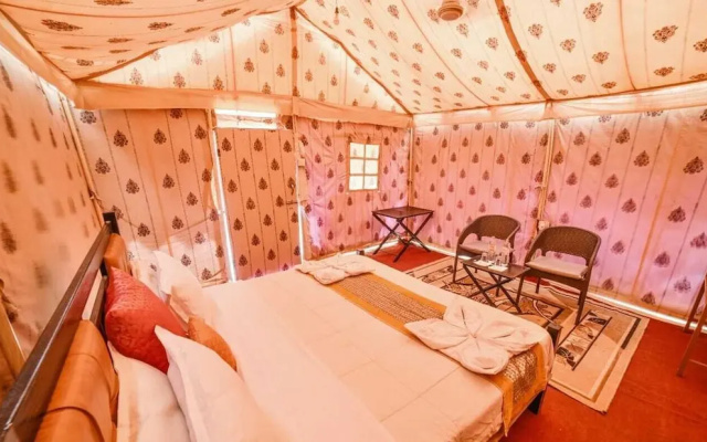 Sam Resort and Camp