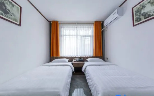 Yuxin Hotel