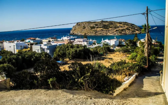 Mohlos house with Seaview