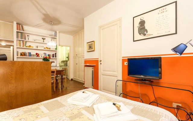 Navona Little Home