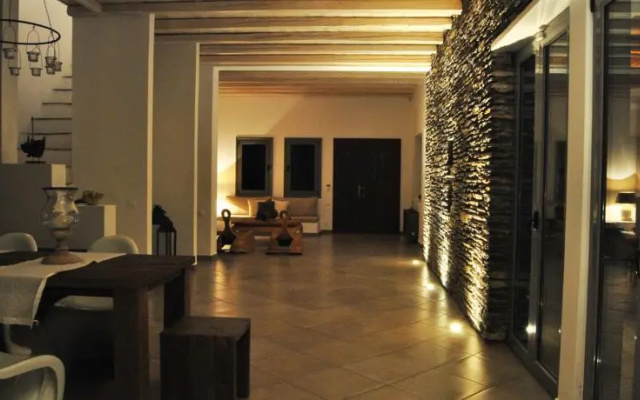 Villa with Breathtaking Sea View