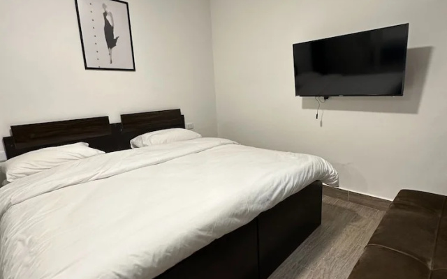 Central Apartment for Rent 23