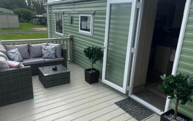 Relaxing and Quiet Holiday Cabin, Sleeps 4