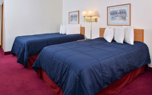 Sauk River Inn & Suites, a Travelodge by Wyndham