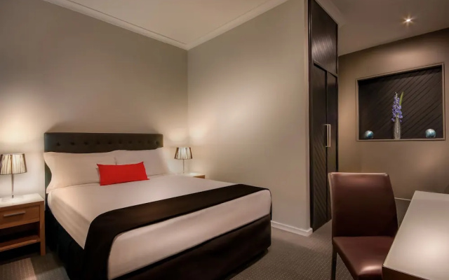 Crest on Barkly Hotel Melbourne
