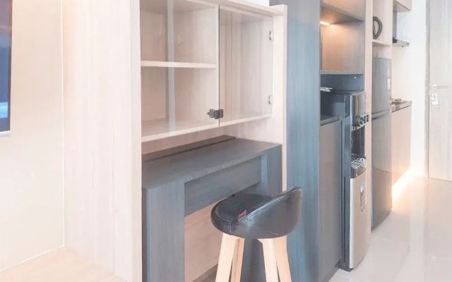 Good Place And Comfy Studio At Anwa Residence Apartment