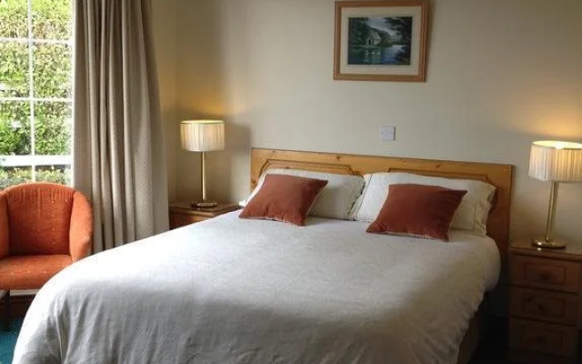 Killarney House