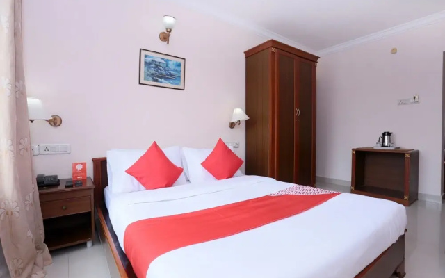OYO 24157 Karthika Residency
