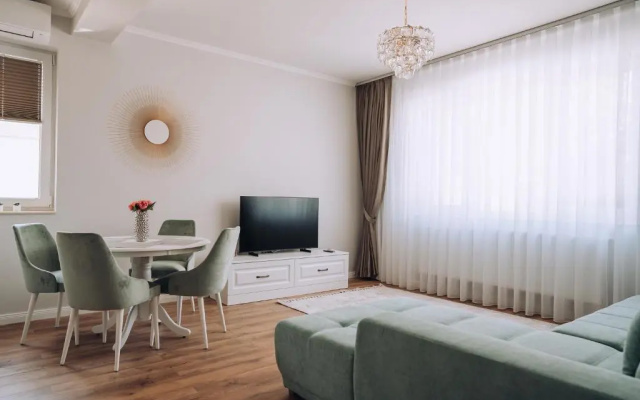 GOLD Suites