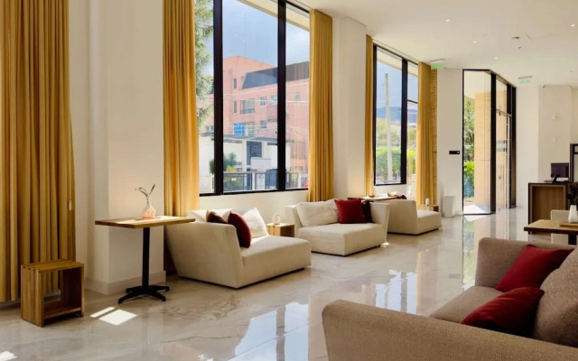 w Unfailing Loft w Balcony in Santa B Rbara