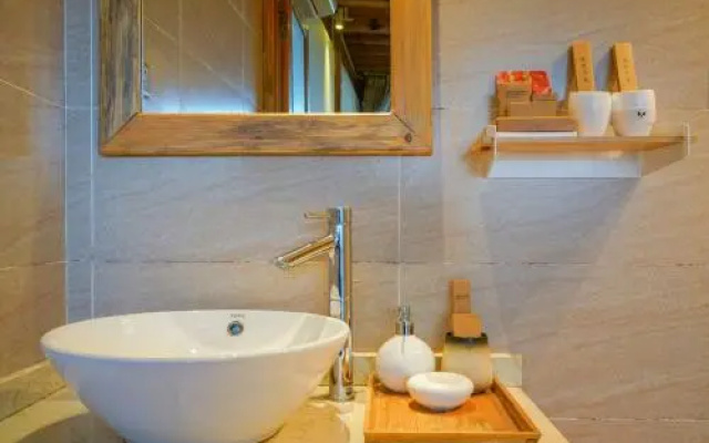 Lijiang Dream River View Hostel