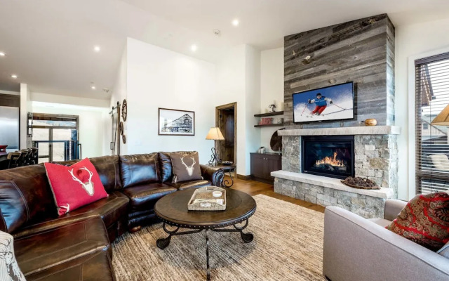 1470 Bangtail Way Condo Unit B