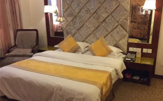Xinyang Sunny Hotel