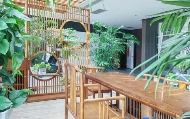 Jinchang Muqi Shangpin Hotel