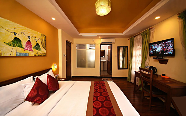 DOM Himalaya Hotel