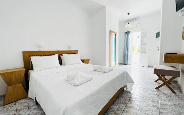 Cyclades Blue