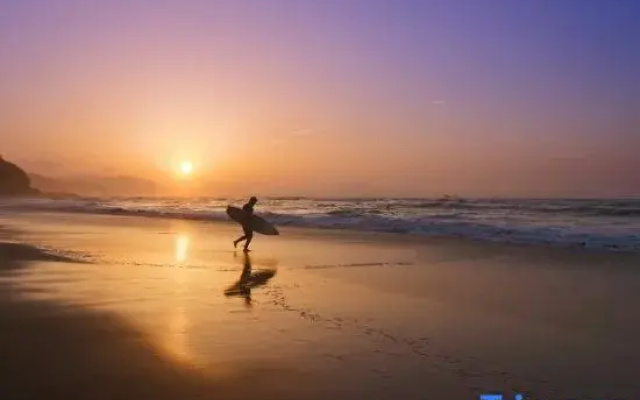 Wanning · Qihai Surfing Scenic Apartment (Sunac Riyue Bay)
