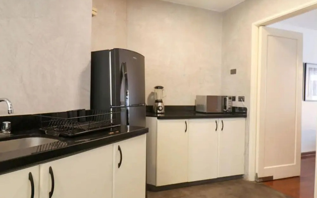 w Upscale 2BR Near Larcomar Miraflores