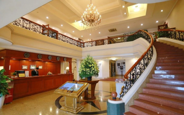 The Tray Hotel Hai Phong