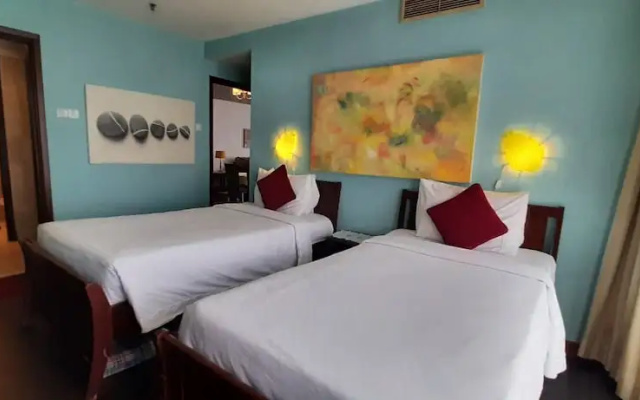 Rihanna Service Suite at Times Square