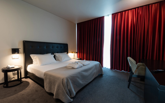 Axis Viana Business & SPA Hotel