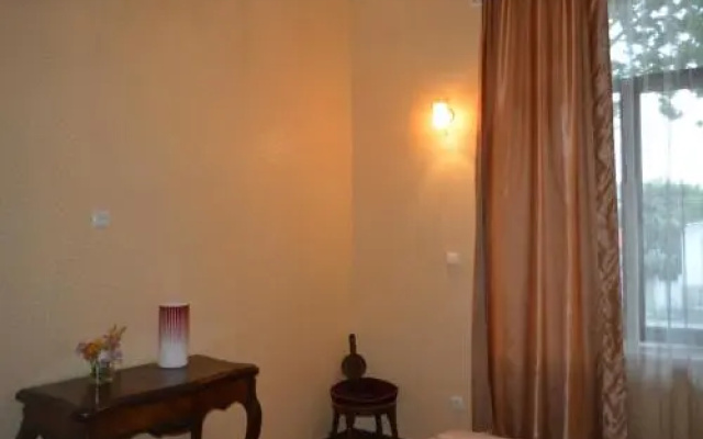 Guest house N100