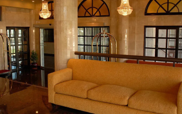 Status Hotel Casino