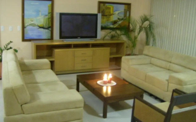 Don Limpone Hotel