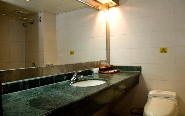 Sovereign Hotel