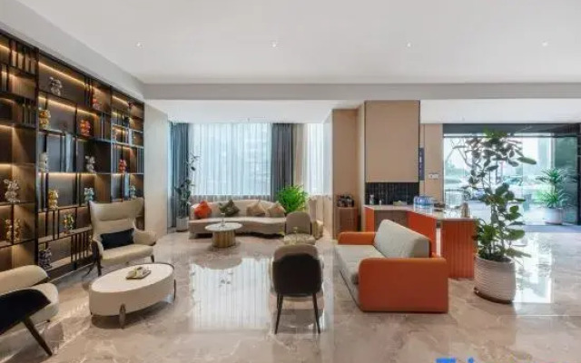 Pullman Holiday Hotel (Shenzhen Guangming Store)
