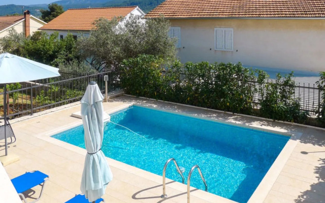 Holiday Home Villa Zlatan