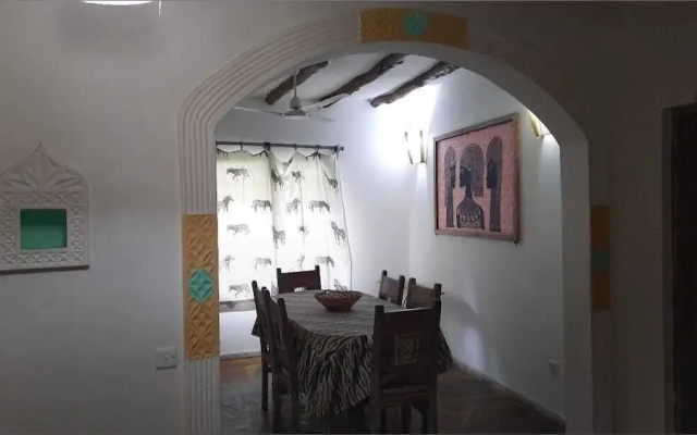 Marine Holiday House- Bed & Breakfast